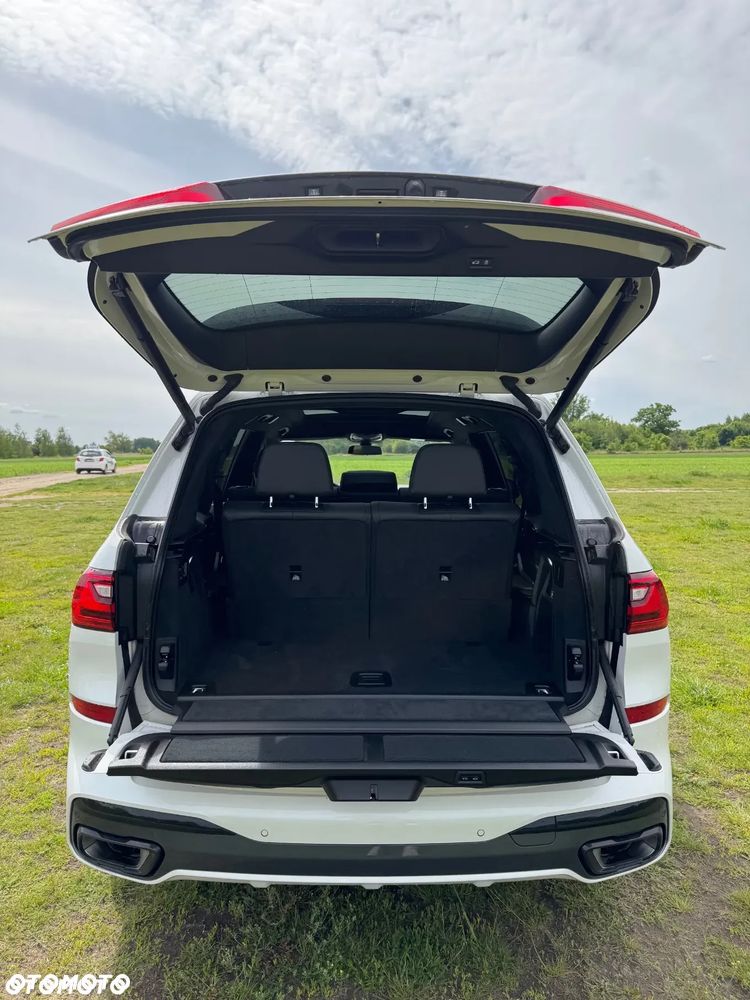 BMW X7 - 8