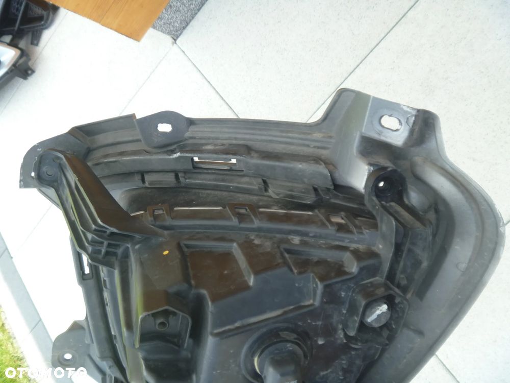 KIA SORENTO 3 III 2015 HALOGEN KRATKA ORYGINAŁ 92202-C5100 - 5
