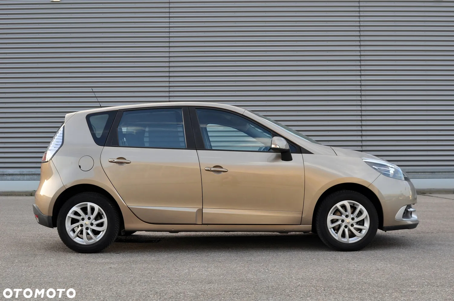 Renault Scenic ENERGY TCe 130 INTENS - 5