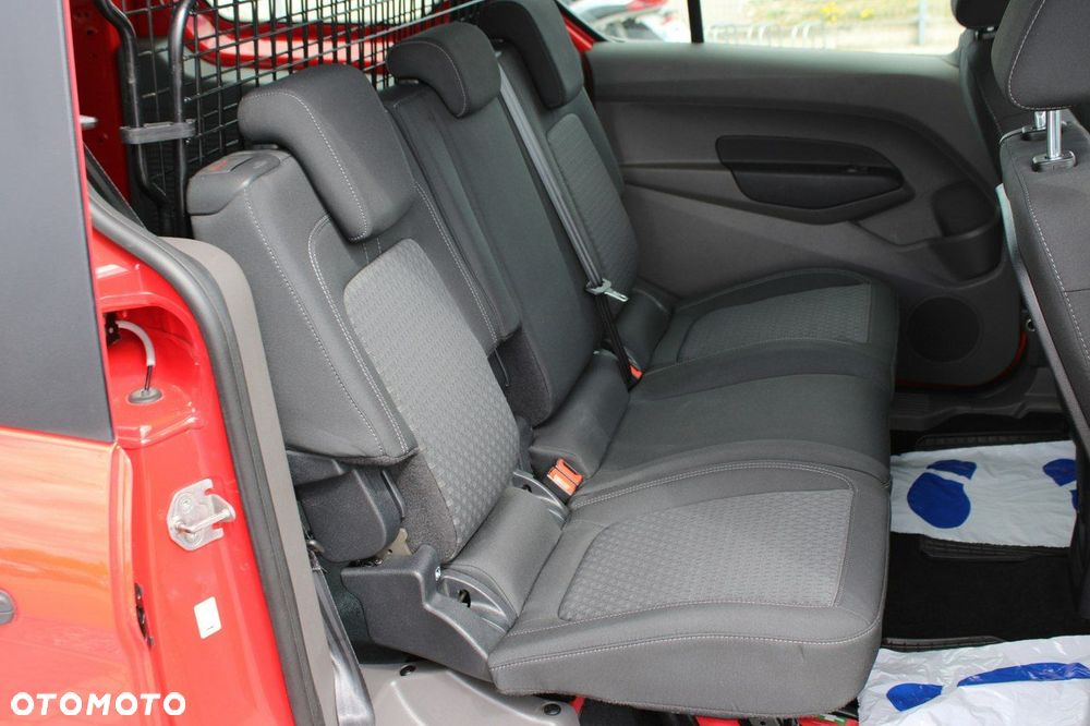 Ford Transit Connect - 29