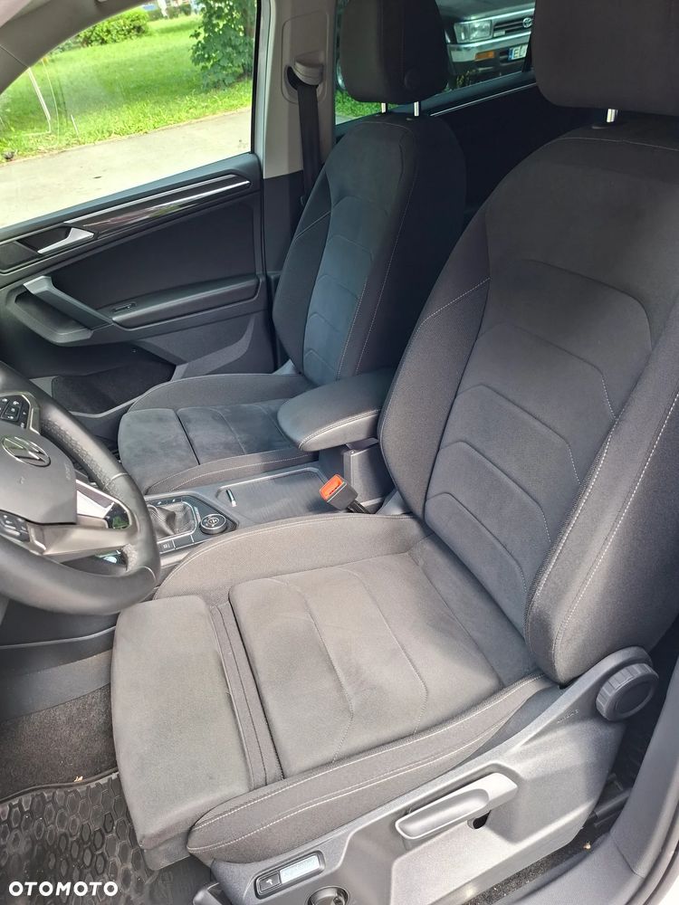 Volkswagen Tiguan 2.0 TDI SCR 4Mot Elegance DSG - 22