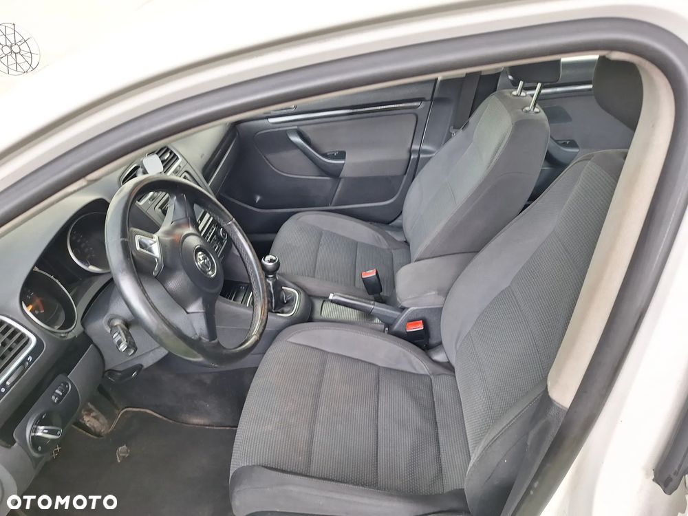 Volkswagen Golf 1.6 TDI BlueMot Comfortline - 15