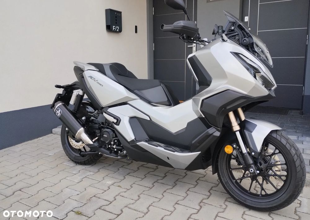Honda ADV350 - 10