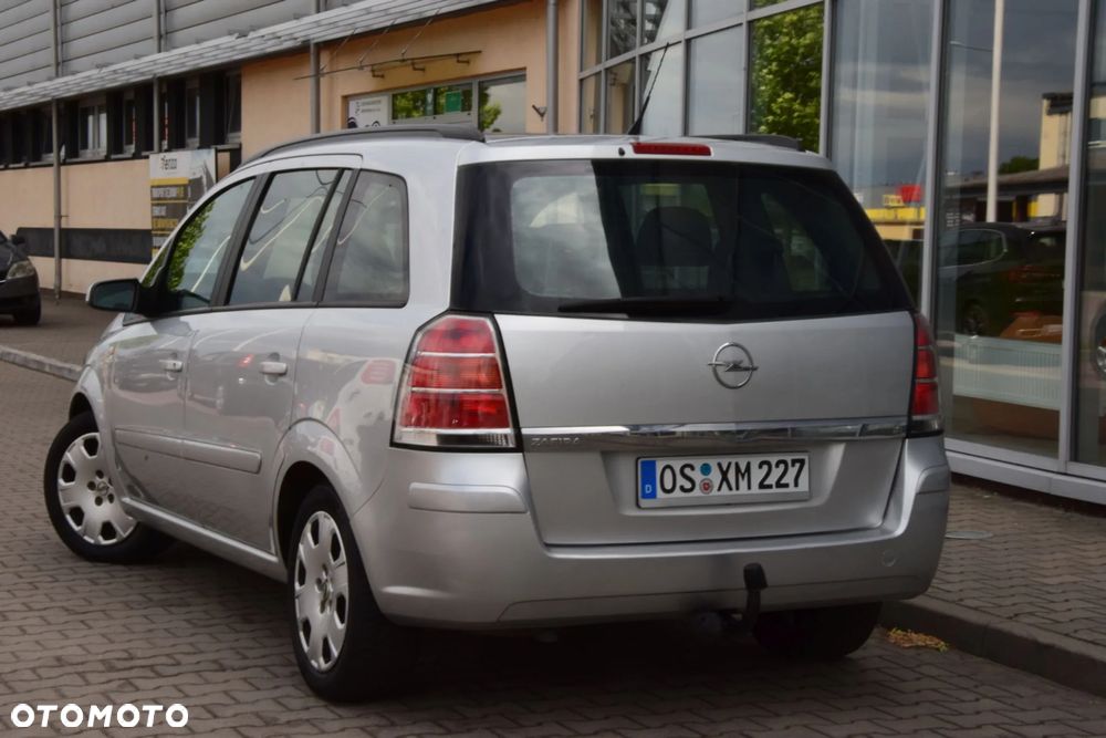 Opel Zafira 1.8 Easytronic Cosmo - 22