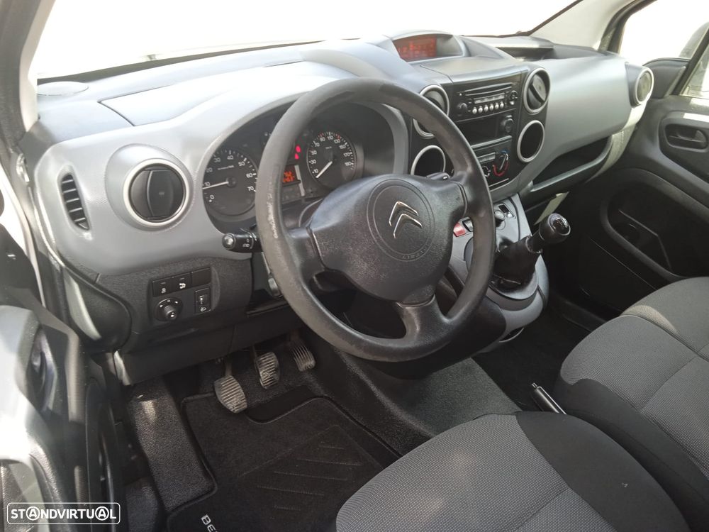 Citroën Berlingo XL (Longa) 1.6 Hdi 100cv 3 lugares 5 portas - 15