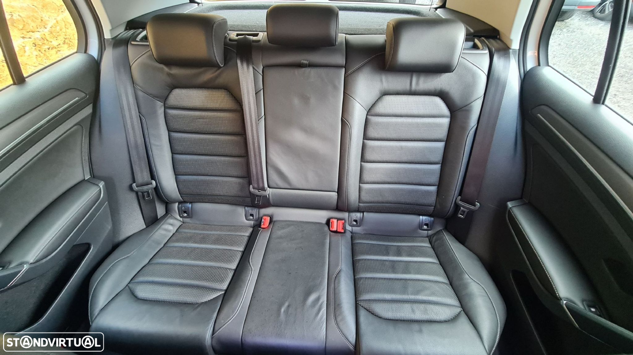 VW e-Golf AC/DC - 46