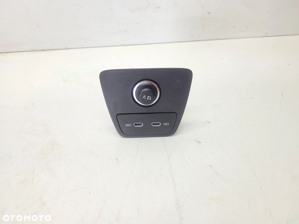 WEJŚCIE GNIAZDO PORT USB TYP C TYŁ AUDI Q4 E-TRON 89A863324A 2G6035954 - 1