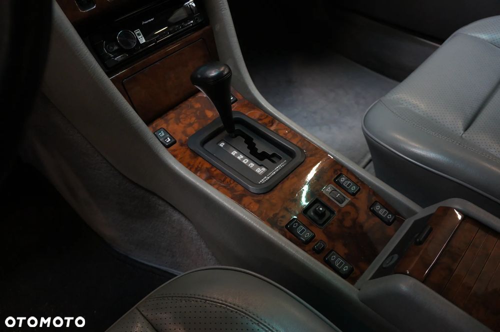 Mercedes-Benz W124 (1984-1993) - 10