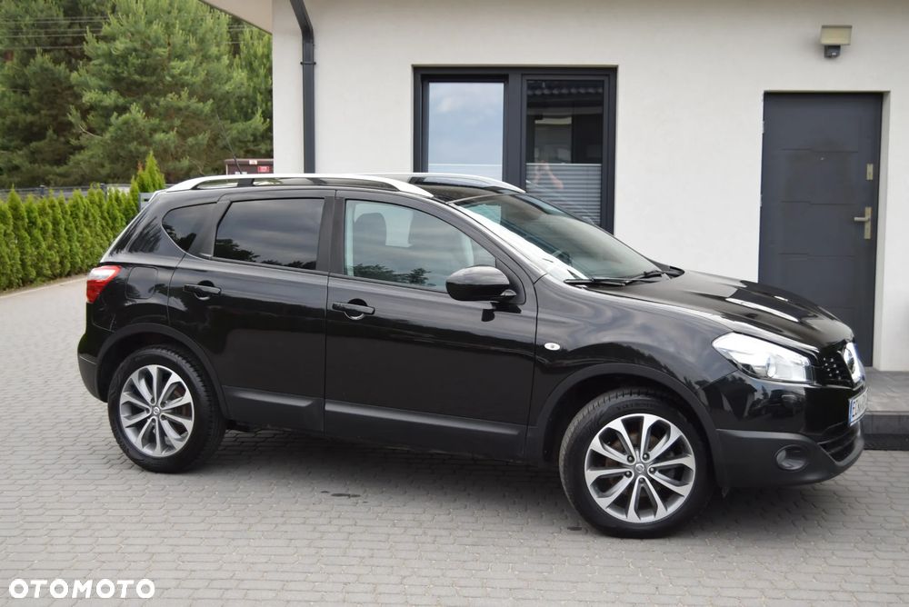 Nissan Qashqai 2.0 dCi 4 x 4 DPF tekna - 11