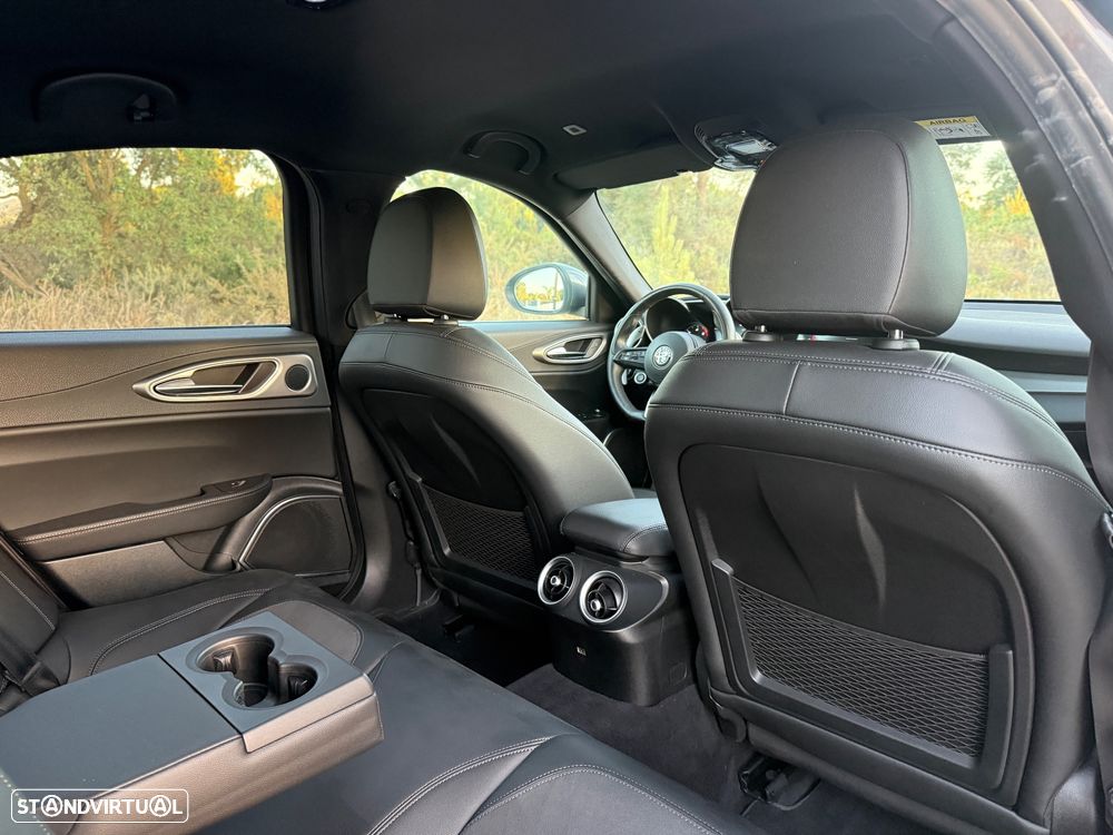Alfa Romeo Giulia 2.2 D Super AT8 - 27