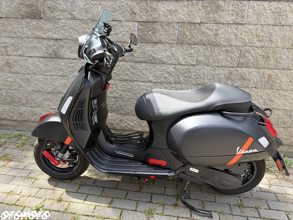 Vespa GTS - 6