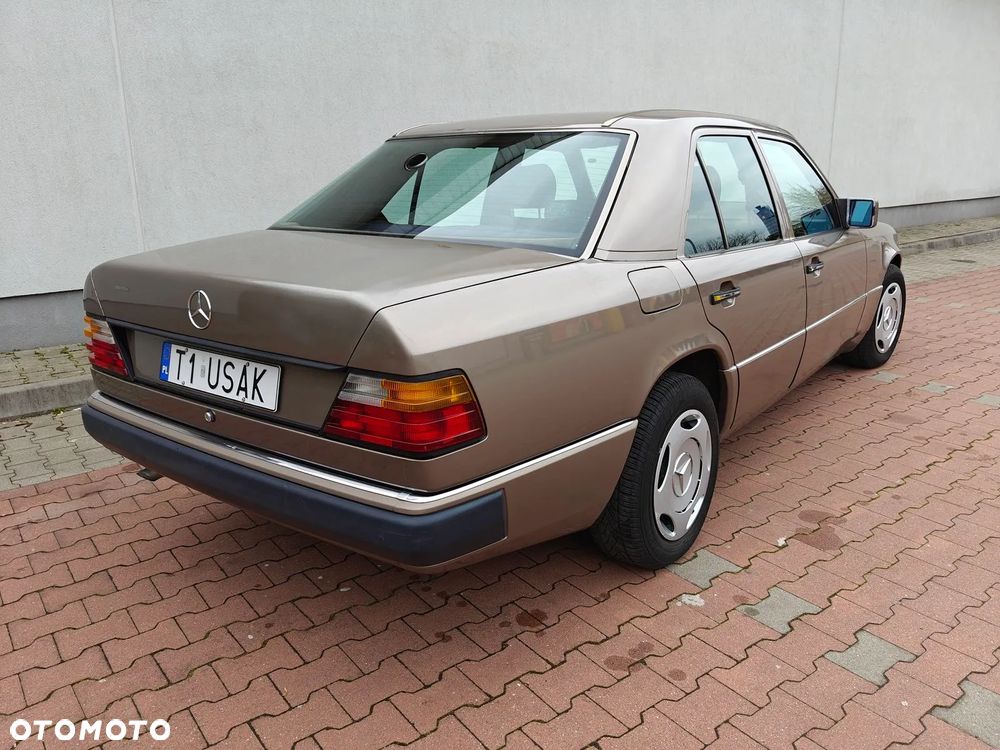 Mercedes-Benz W124 (1984-1993) - 6