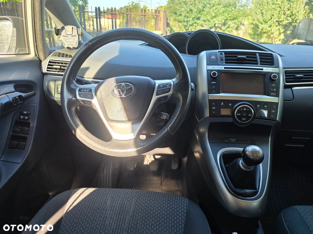 Toyota Verso 1.8 Prestige - 9