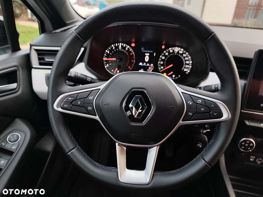 Renault Clio TCe 90 EVOLUTION - 32