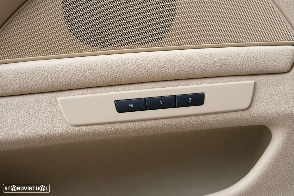 BMW 525 d Line Luxury Auto - 14