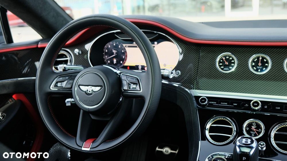 Bentley Continental GT - 11