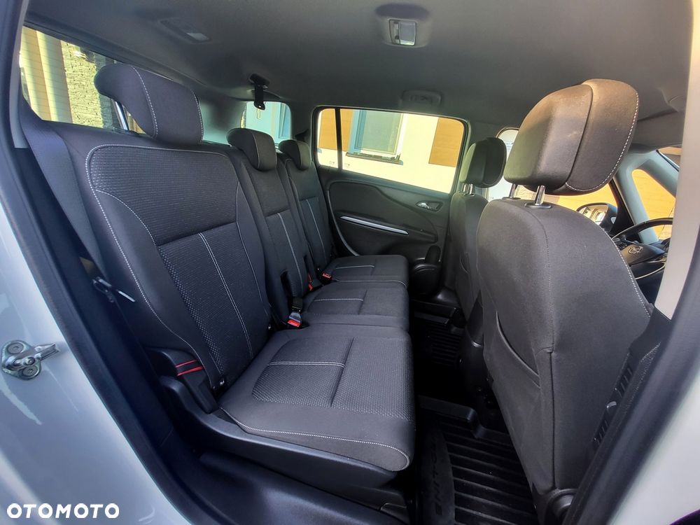 Opel Zafira - 15