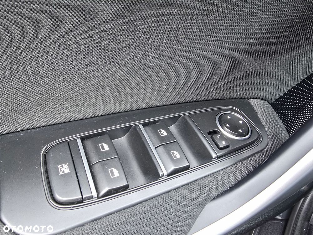 Kia XCeed - 15