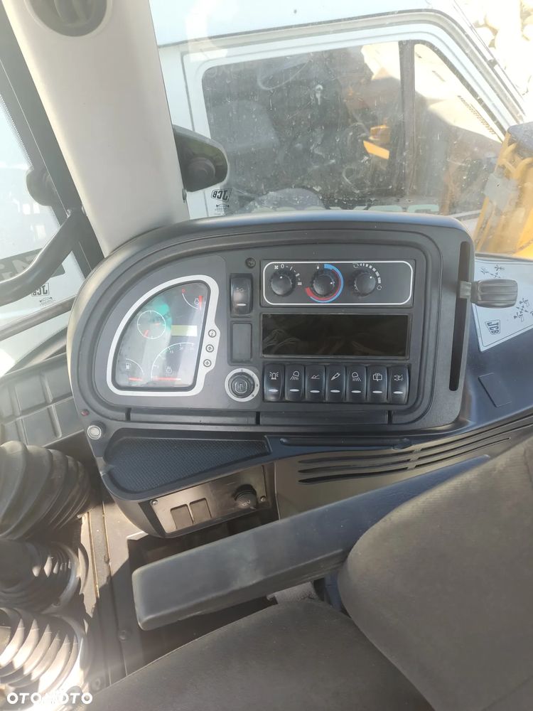 koparko ładowarka JCB 3CX - 6
