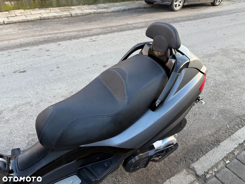 Piaggio MP-3 - 17