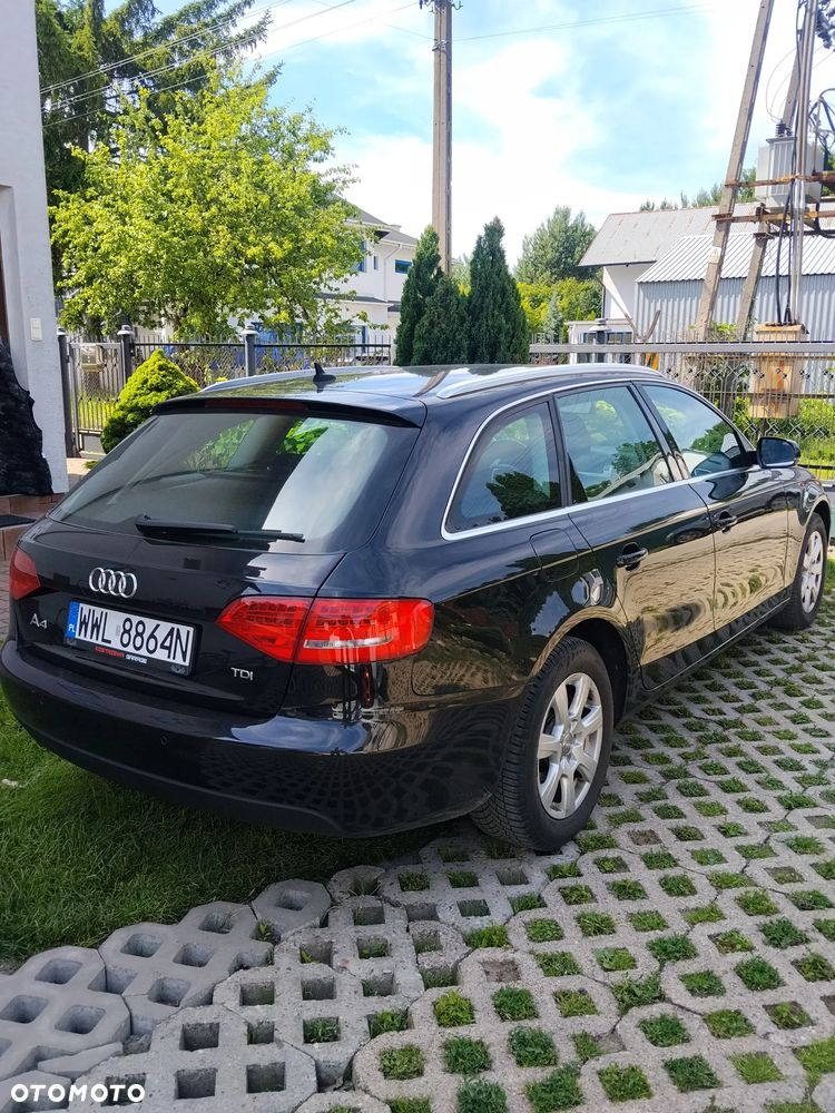 Audi A4 Avant 2.0 TDI DPF Ambition - 5