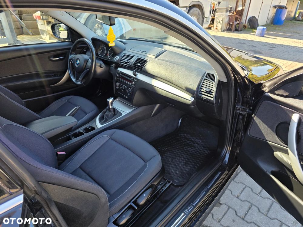 BMW Seria 1 120d - 10