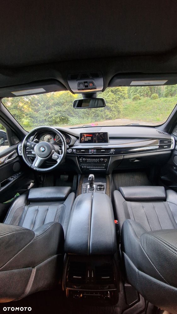 BMW X5 xDrive50i - 5