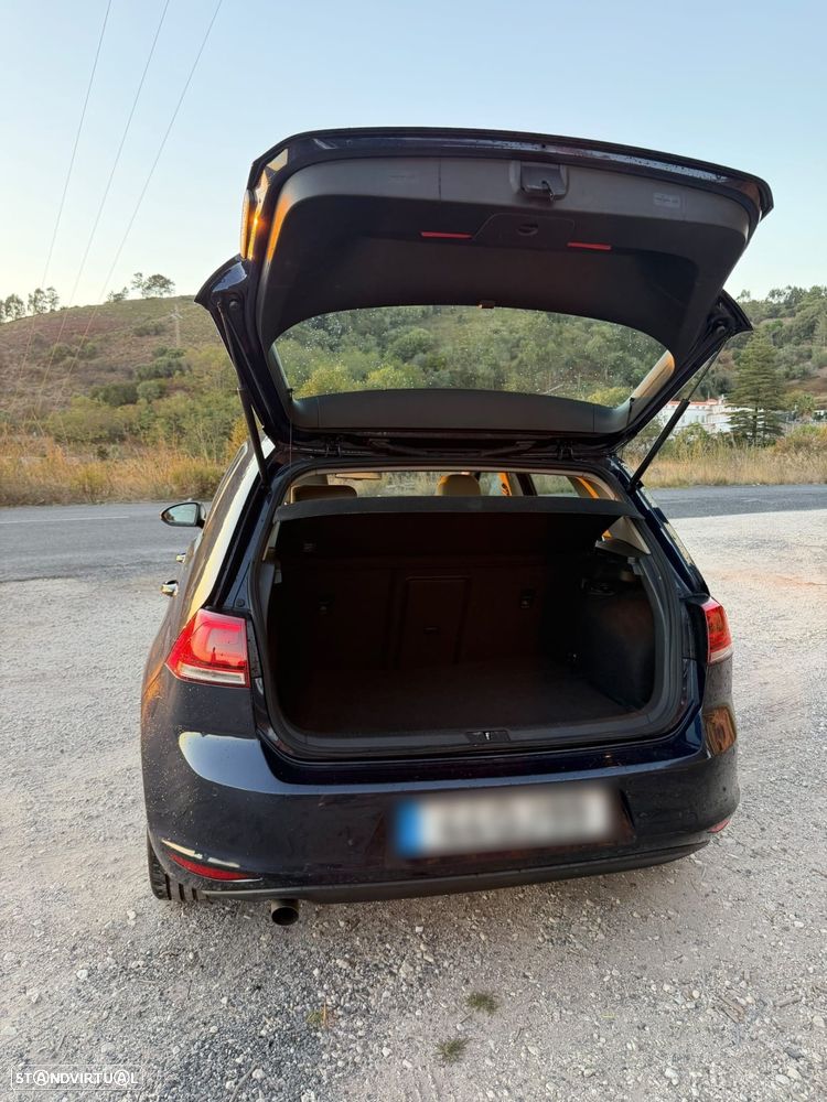 VW Golf 1.6 TDi Highline DSG - 5