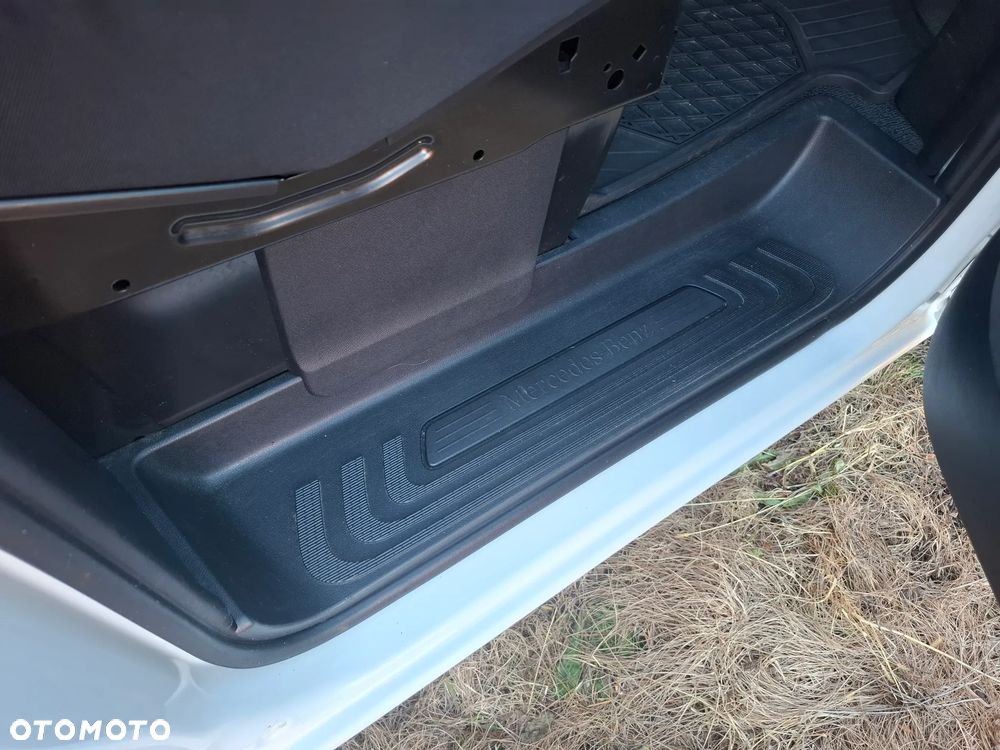 Mercedes-Benz Vito - 16