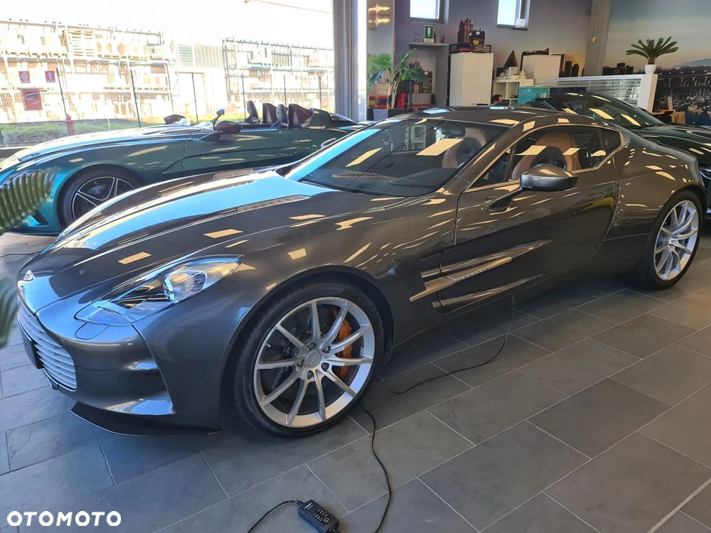 Aston Martin One-77 - 3