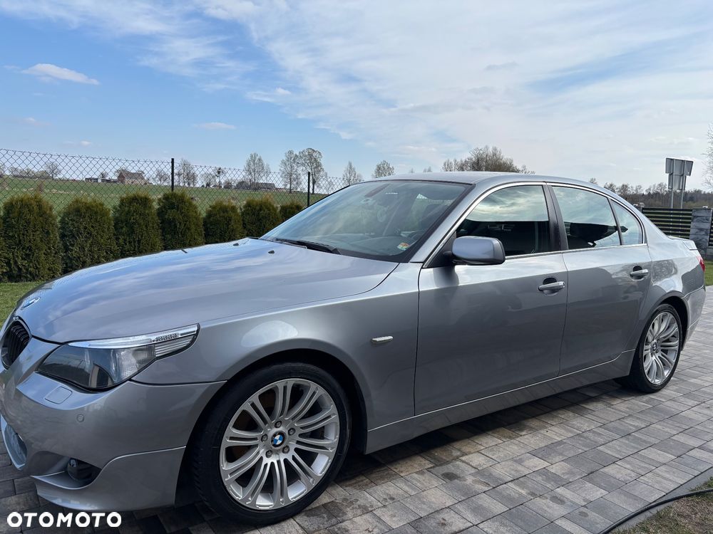 BMW Seria 5 520i - 2