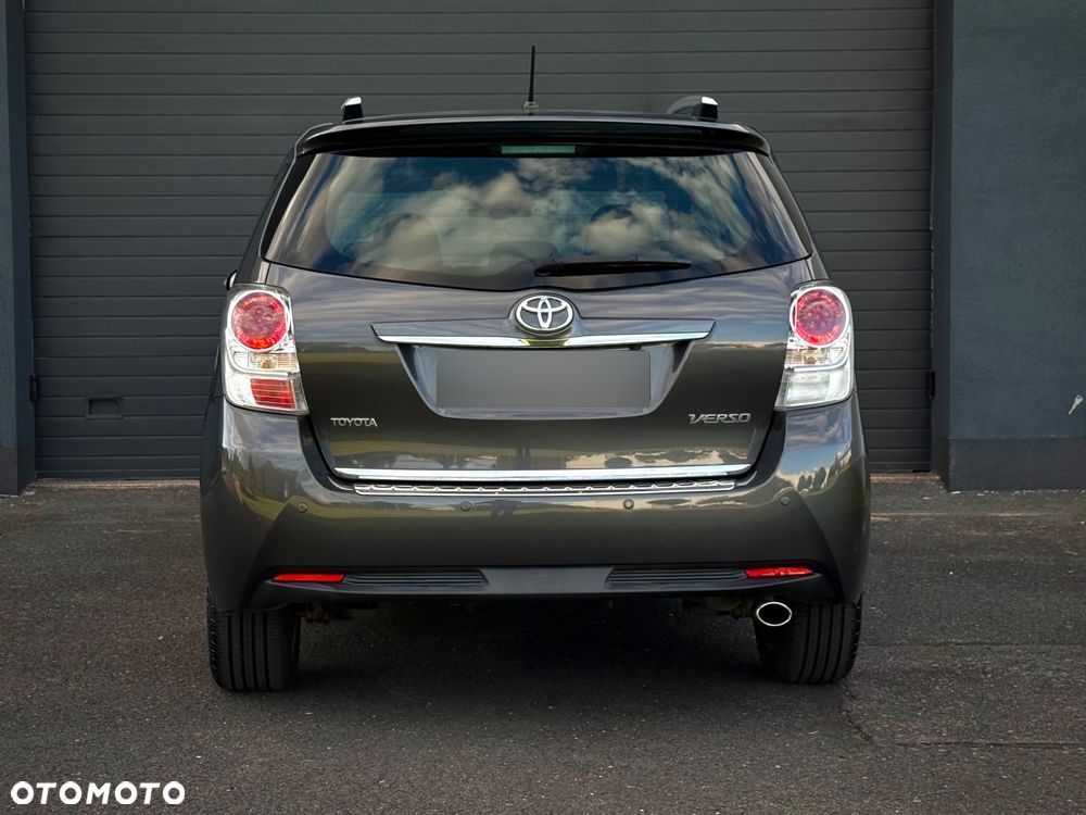 Toyota Verso 1.8 Premium MS - 8