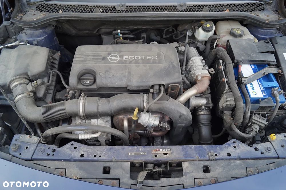 Opel Astra 1.7 CDTI DPF Style - 28