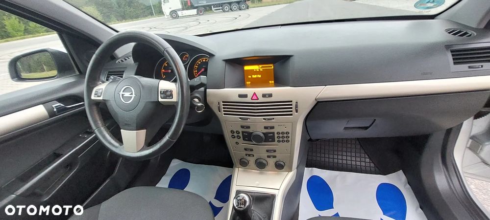 Opel Astra III 1.7 CDTI - 23
