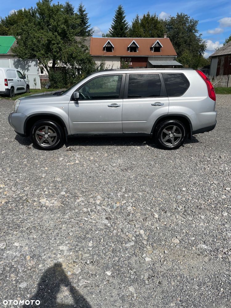 Nissan X-Trail 2.0 dCi XE - 3