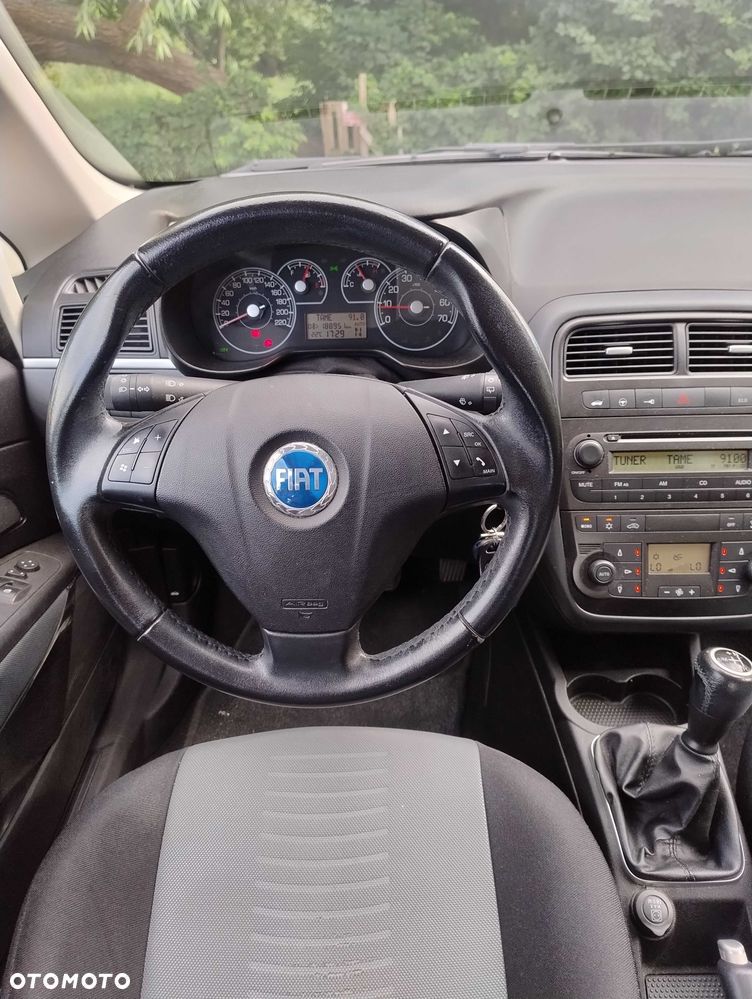 Fiat Grande Punto - 7