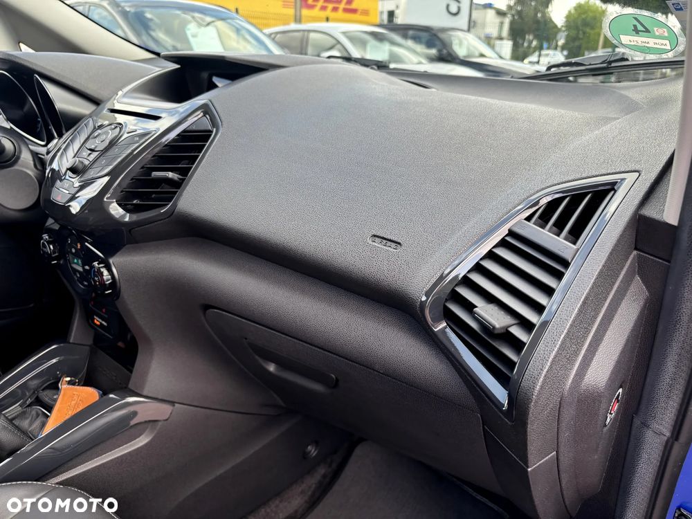 Ford EcoSport 1.0 EcoBoost TITANIUM X - 23