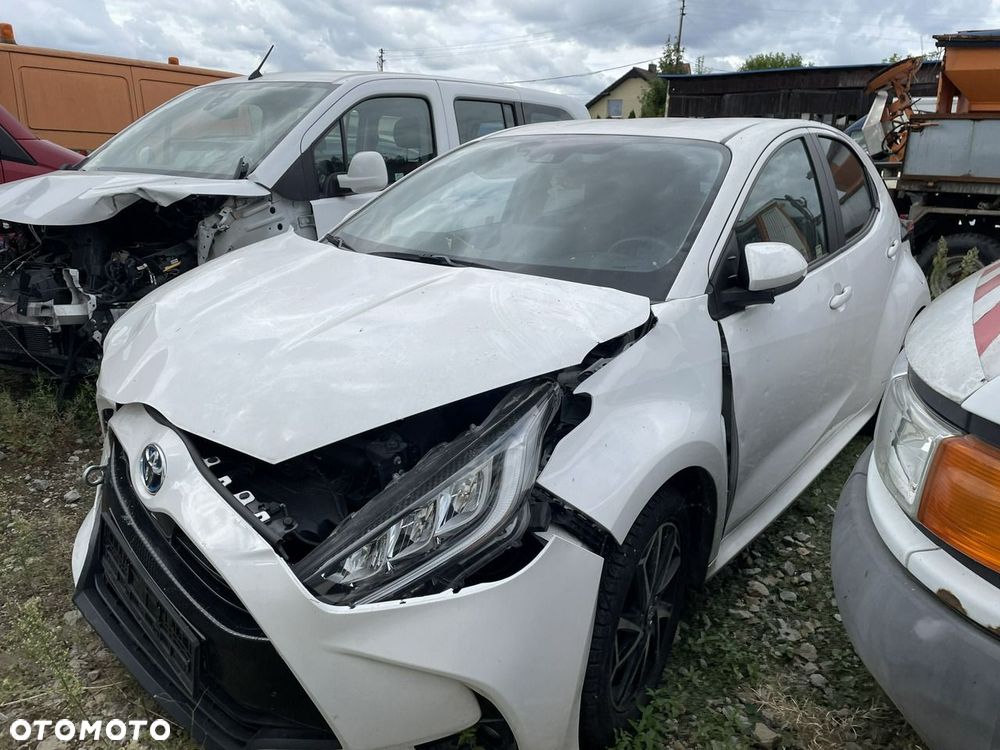 Toyota Yaris - 5