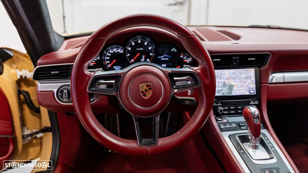 Porsche 911 (991) - 22