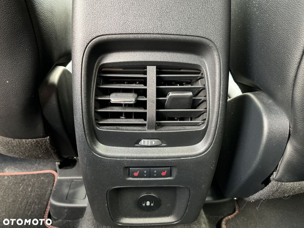 Ford Kuga 2.5 FHEV AWD ST-Line X - 16