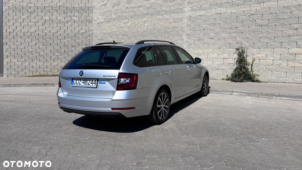 Skoda Octavia 2.0 TDI SCR Style DSG - 10