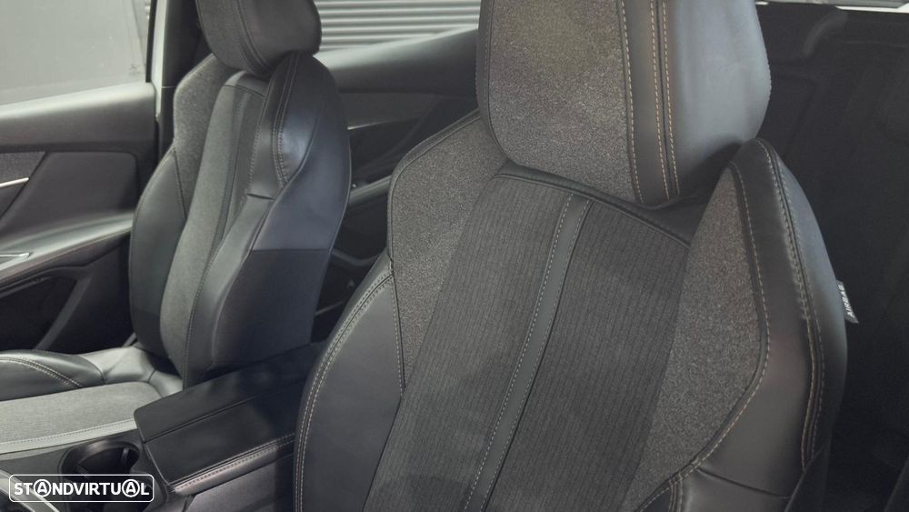 Peugeot 3008 1.6 BlueHDi GT Line EAT6 - 24