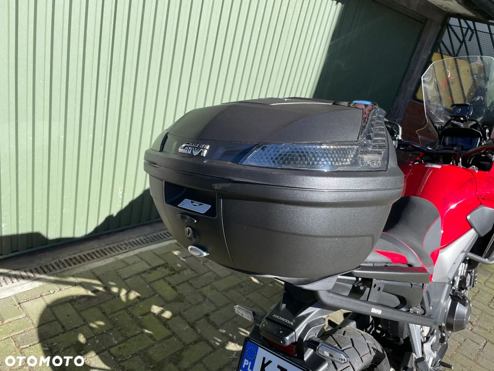 Honda CB - 8
