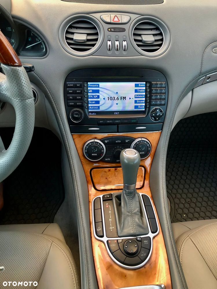 Mercedes-Benz SL - 6