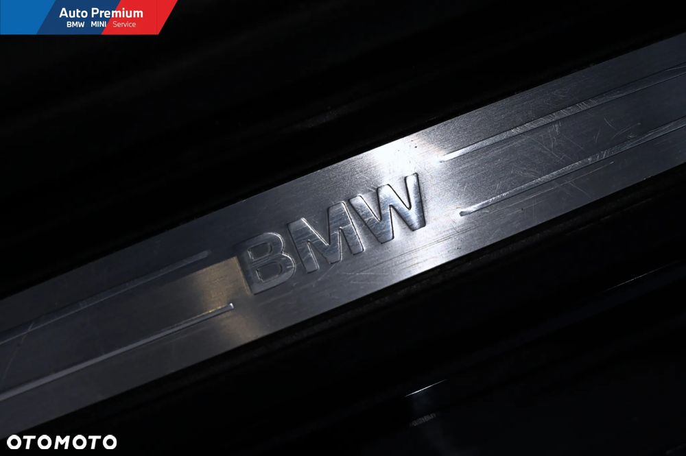 BMW Seria 2 218d - 24