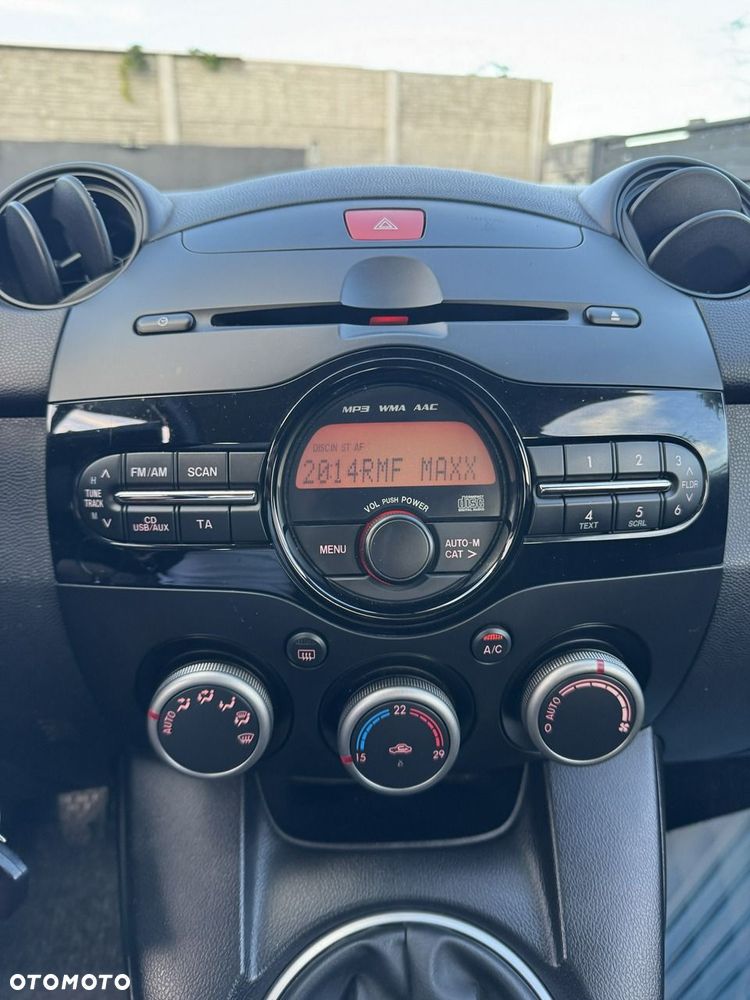 Mazda 2 - 7