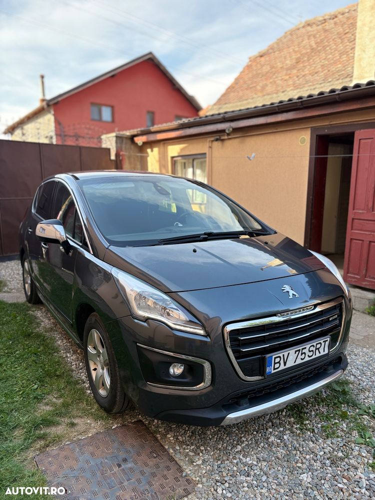 Peugeot 3008 HYbrid4 - 1