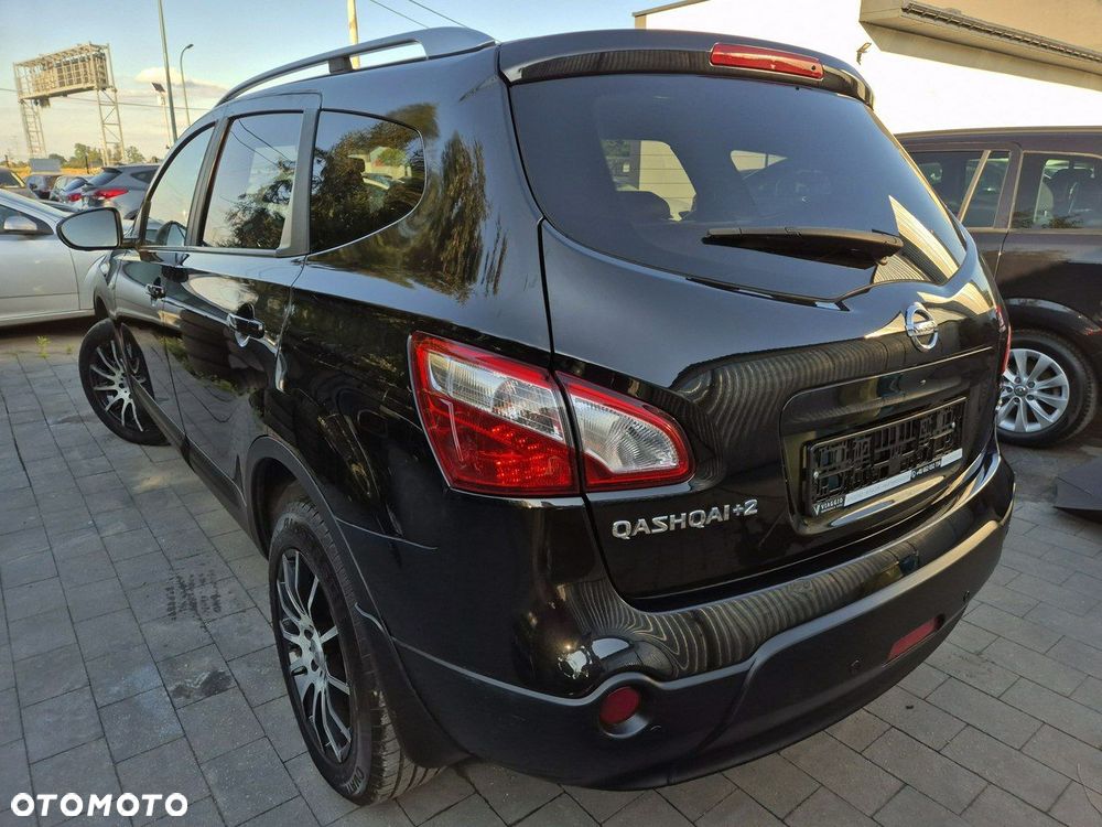 Nissan Qashqai+2 - 3