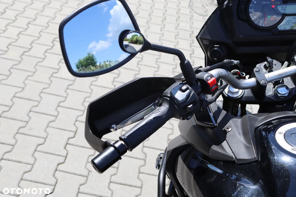 Suzuki V-STROM - 24