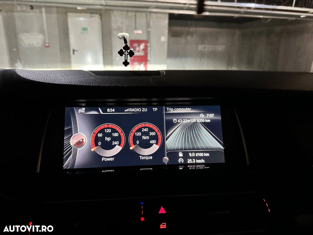 BMW Seria 5 518d Aut. Luxury Line - 25